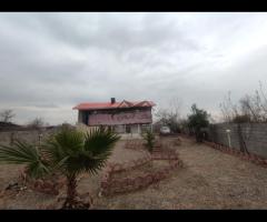 فروش زمین مسکونی 6200 متری به همراه خانه کلنگی ، سند تک برگ ، در روستای کیسم آستانه - تصویر 3