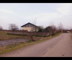 فروش خانه روستایی 700 متری دو بر با سند تک برگ در روستای درگاه آستانه - تصویر 2